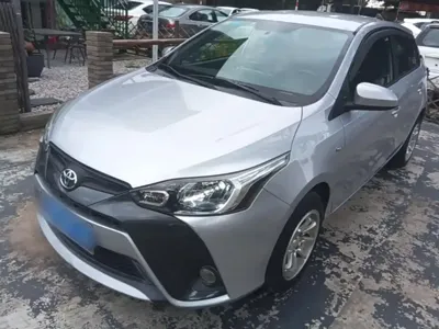 Toyota Yaris L