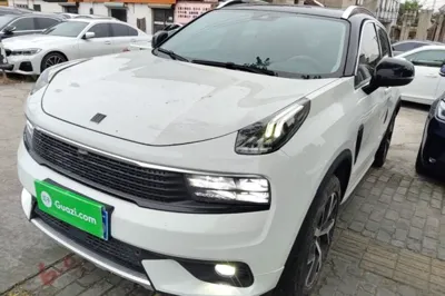 Lynk & Co 01