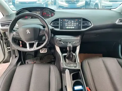 Peugeot 308S
