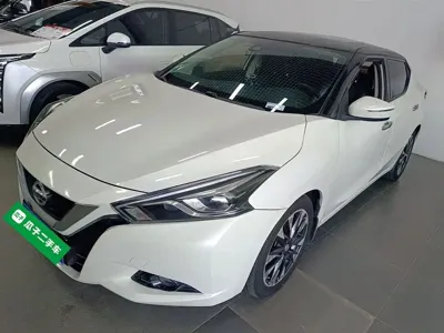 Nissan Bluebird
