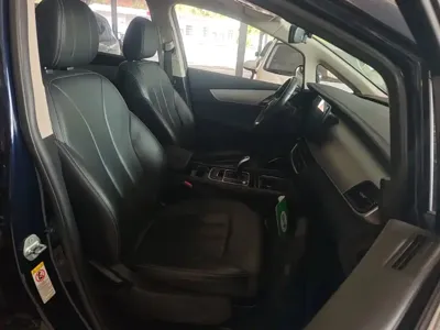 BYD MAX