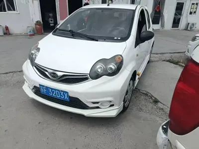 BYD F0