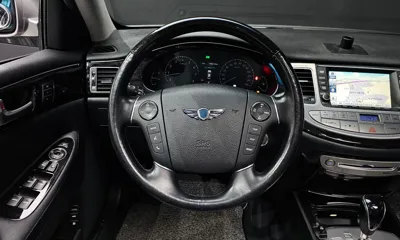 Hyundai Genesis