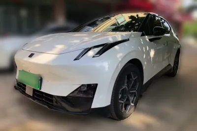 Lynk & Co Z20