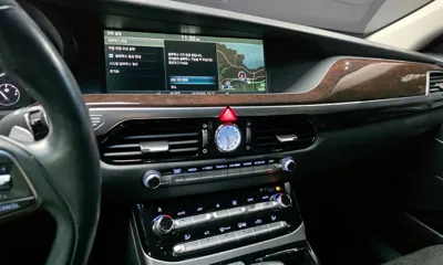Genesis EQ900