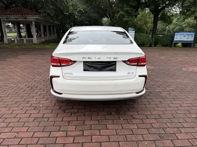BAIC EU5
