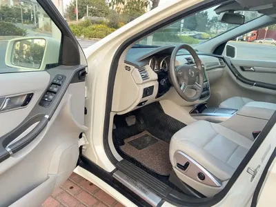 Mercedes-Benz R-Class