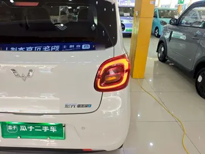 Wuling MINIEV
