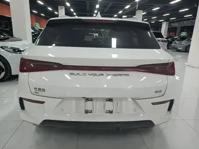BYD e2
