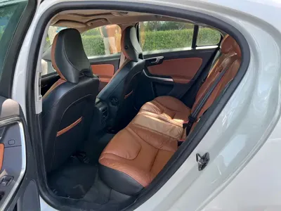 Volvo S60 (Import)