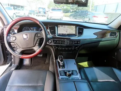 Hyundai Equus