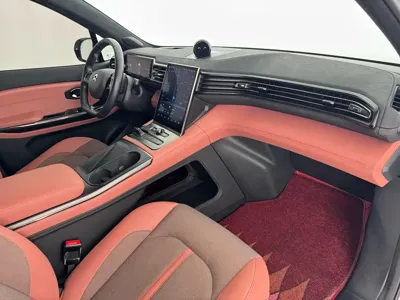Nio EC6
