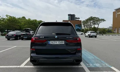BMW X7