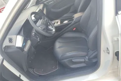 Roewe ei5