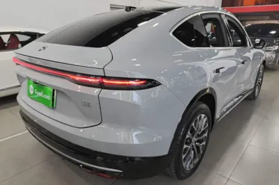 Nio EC6