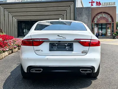 Jaguar XFL