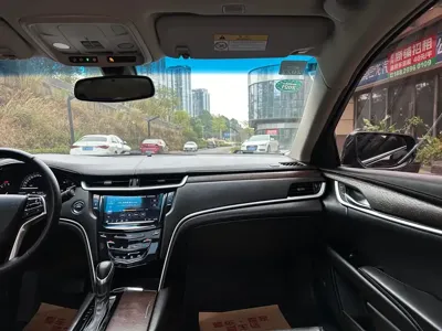 Cadillac XTS