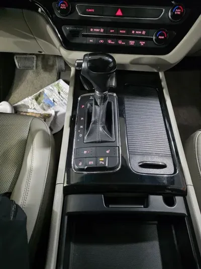 Kia Canival