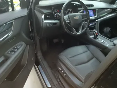Cadillac XT6