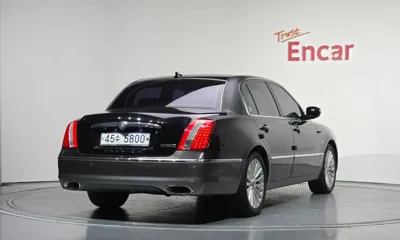 Kia Opirus