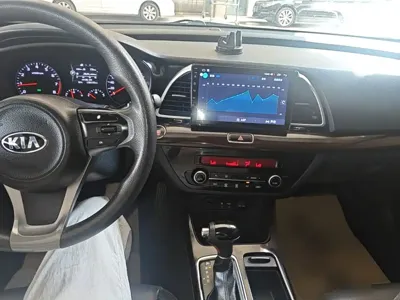 Kia K4