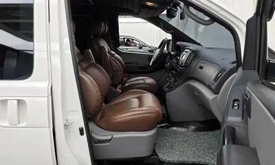 Hyundai Starex