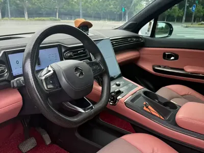 Nio EC6