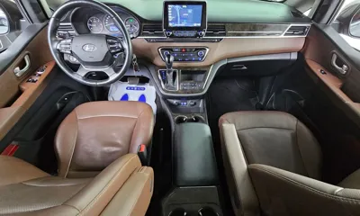 Hyundai Starex