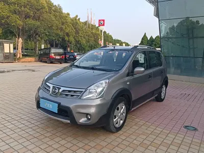 Nissan Livina