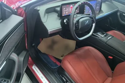 Xpeng P7