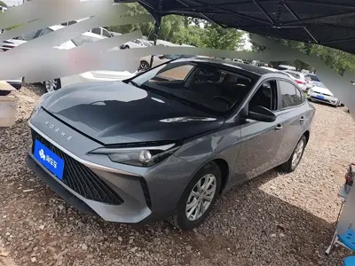 Roewe i5