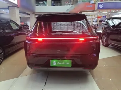 Li Auto Li L8