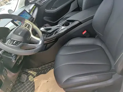 Roewe i5