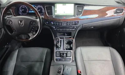 Hyundai Equus