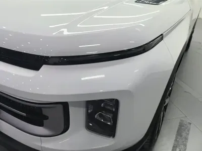 Geely ICON
