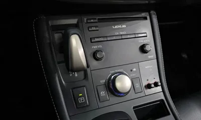 Lexus CT200h