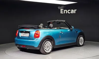 MINI Cooper Convertible