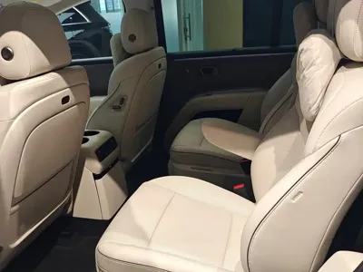 Li Auto 理想i8