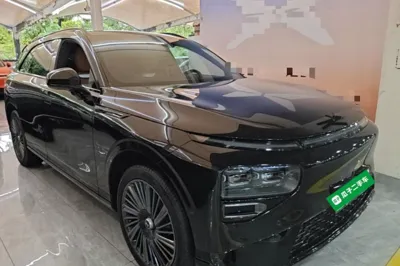 Xpeng G9