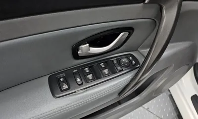 Renault-KoreaSamsung SM5