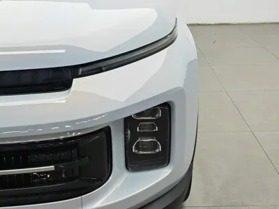 Geely ICON