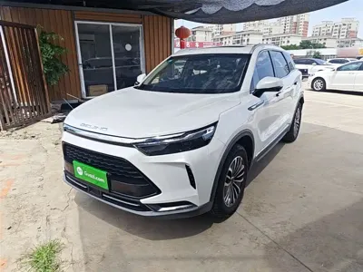 BAIC X7