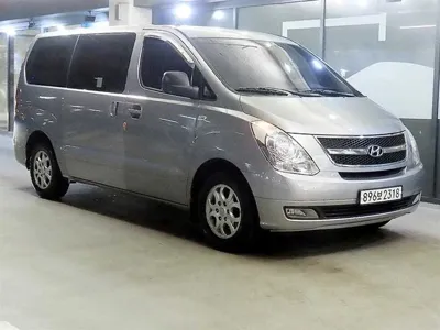 Hyundai Starex