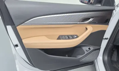 Renault-KoreaSamsung Grand Koleos