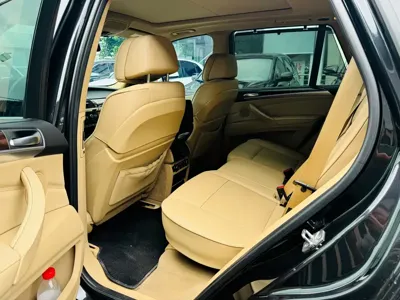 BMW X5 (Import)