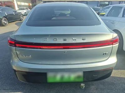 Roewe D6
