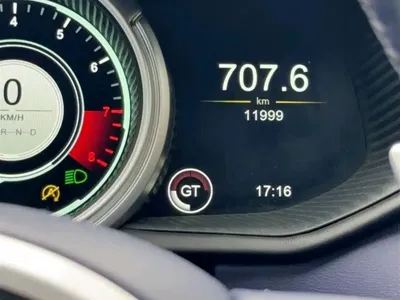 Aston Martin DB11