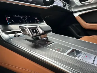 Audi A7L