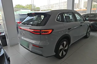 Geely Galaxy E5