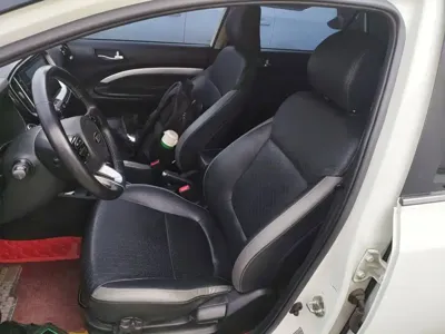 Kia KX1